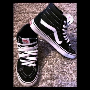 High top Black and White Vans